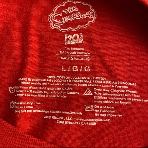 Duff Man In Cape Superhero Pose The Simpsons Red T-shirt Men’s Size Large - Picture 5 of 7